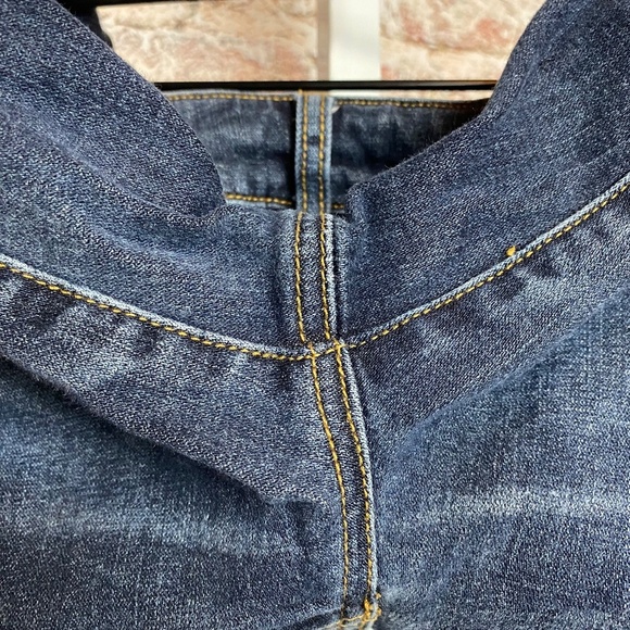 American Eagle Womenʻs Hi-Rise Distressed Jeggings Size 8 - Picture 8 of 13